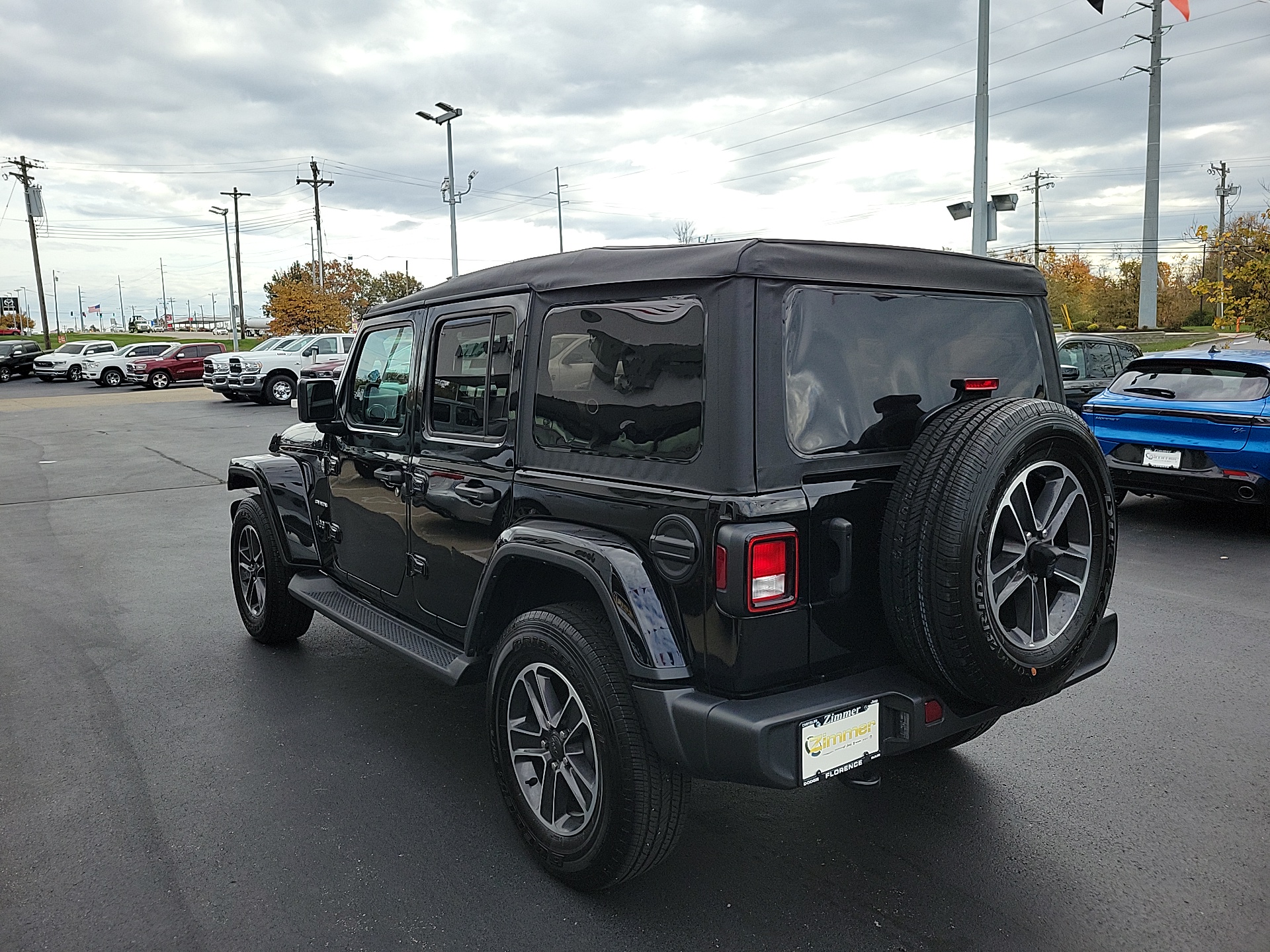 2023 Jeep Wrangler Sahara 6