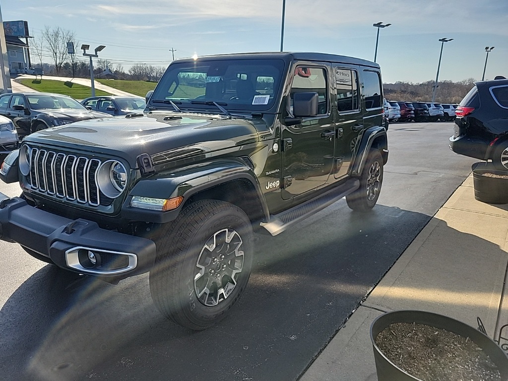 2024 Jeep Wrangler Sahara 8