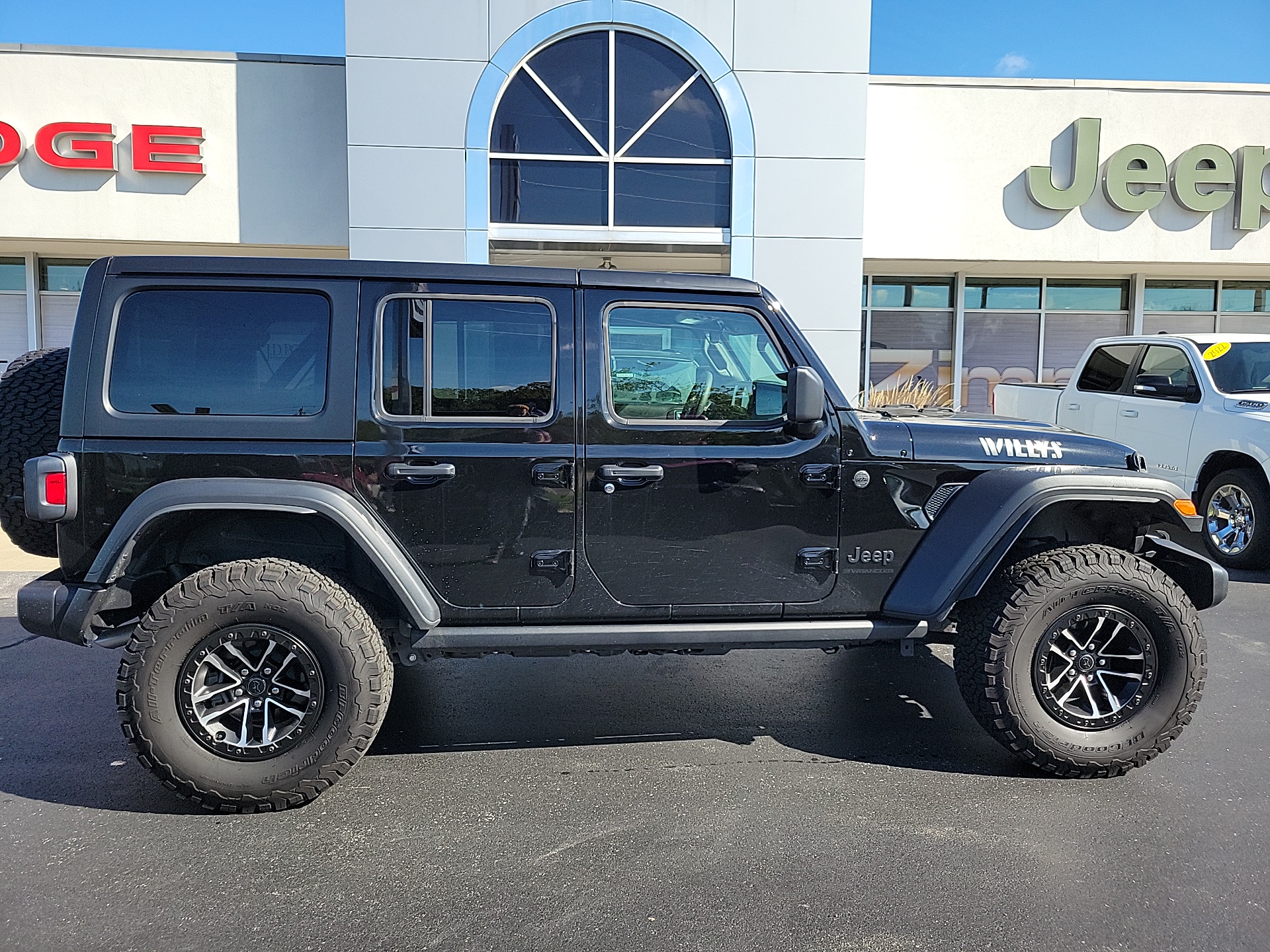 2024 Jeep Wrangler Willys 9