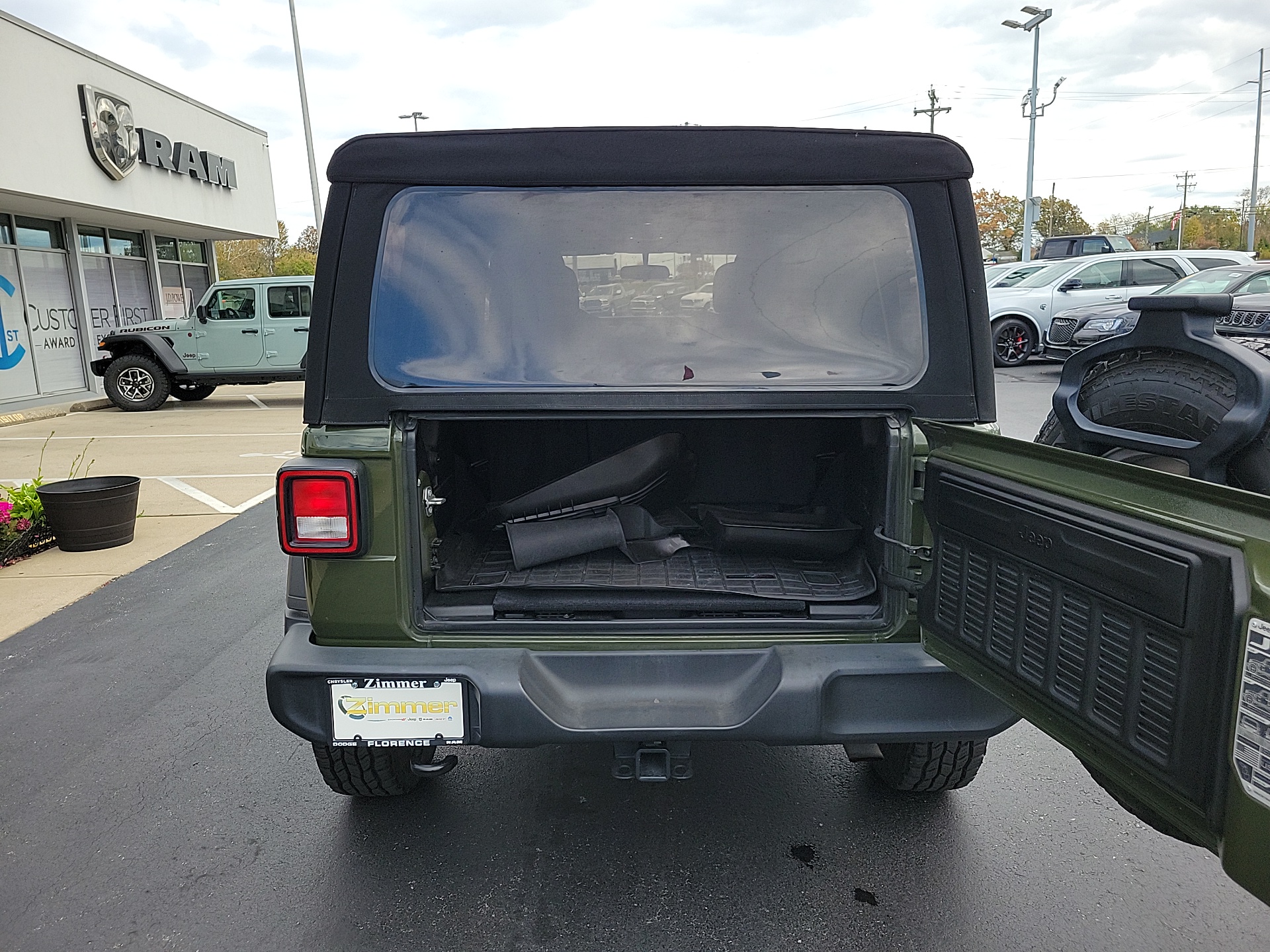 2021 Jeep Wrangler Unlimited Sport S 16