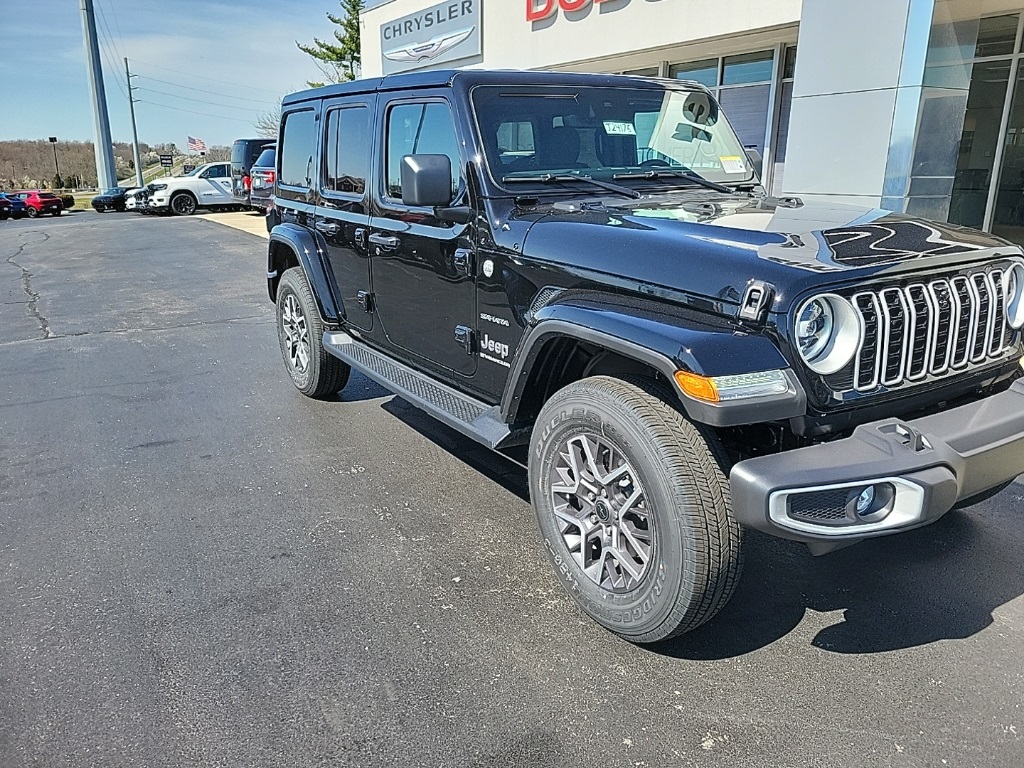 2024 Jeep Wrangler Sahara 9