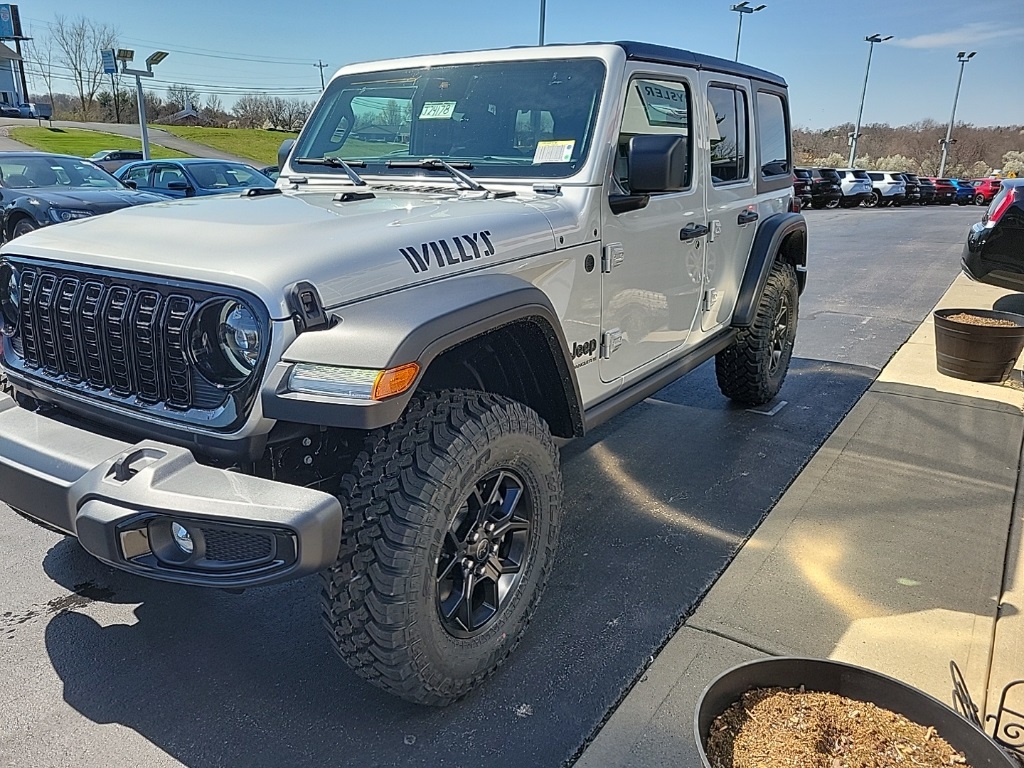 2024 Jeep Wrangler Willys 8