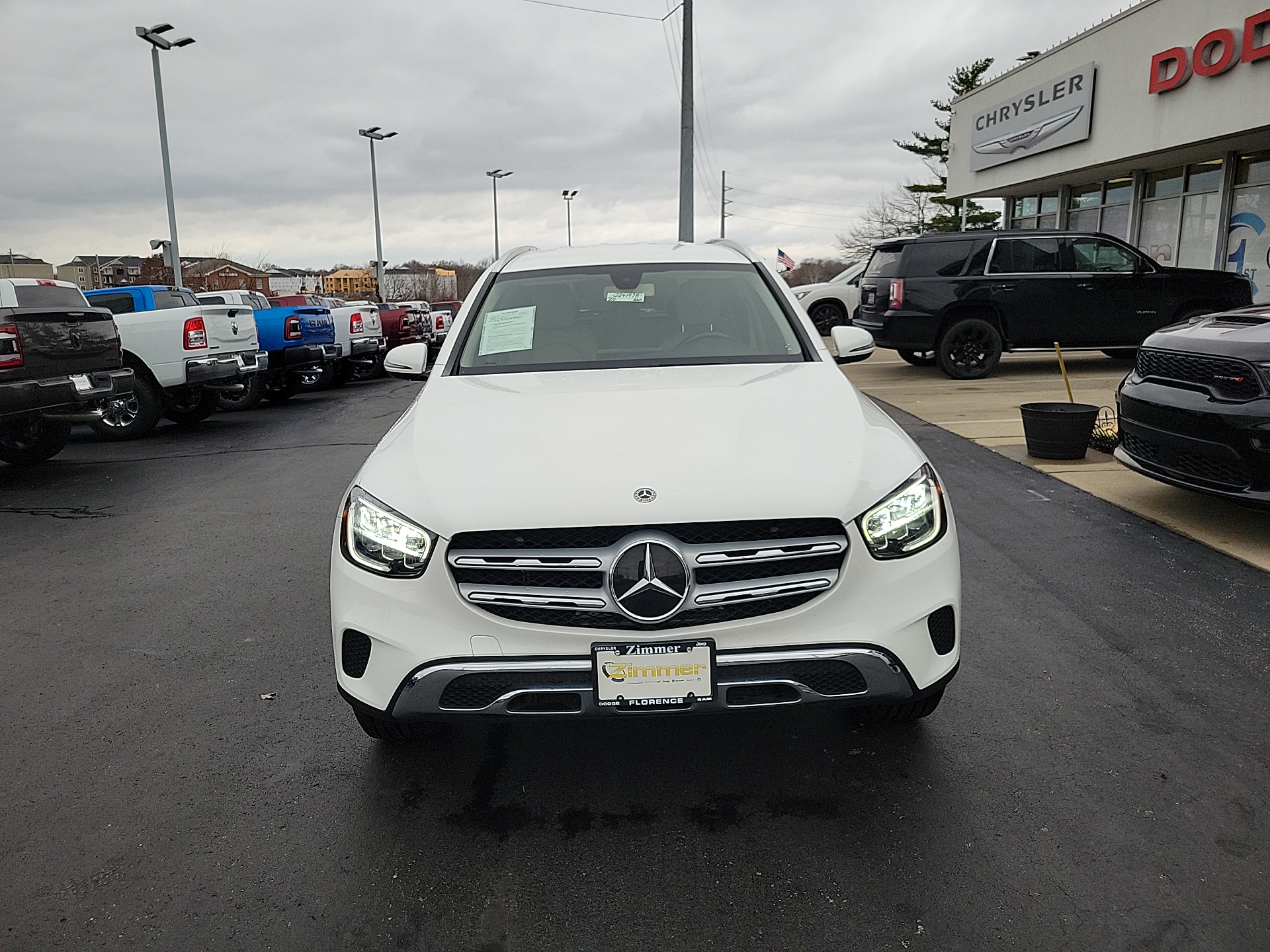 2020 Mercedes-Benz GLC GLC 300 2