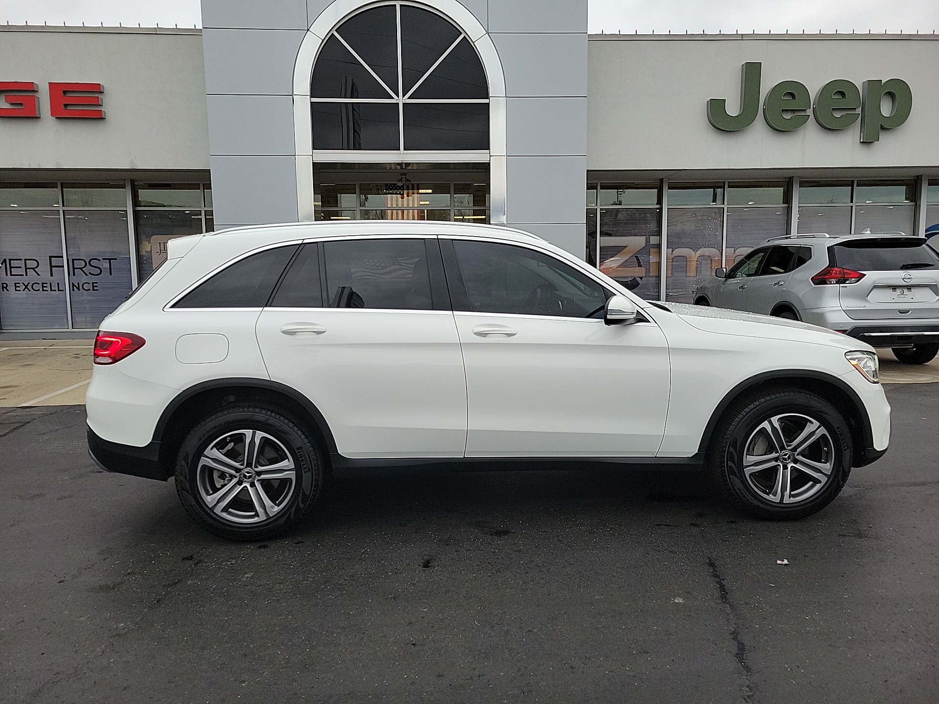 2020 Mercedes-Benz GLC GLC 300 9