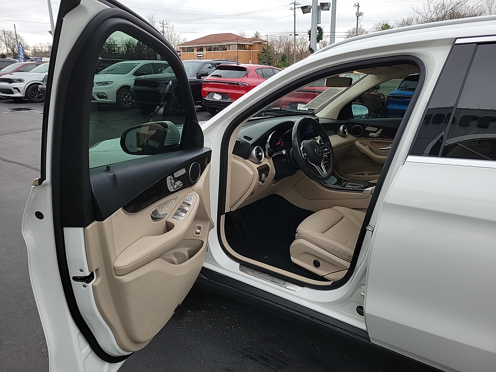 2020 Mercedes-Benz GLC GLC 300 14