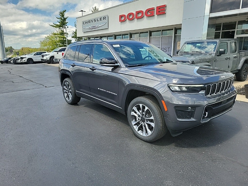 2024 Jeep Grand Cherokee Overland 9