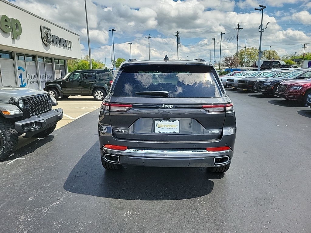 2024 Jeep Grand Cherokee Overland 10