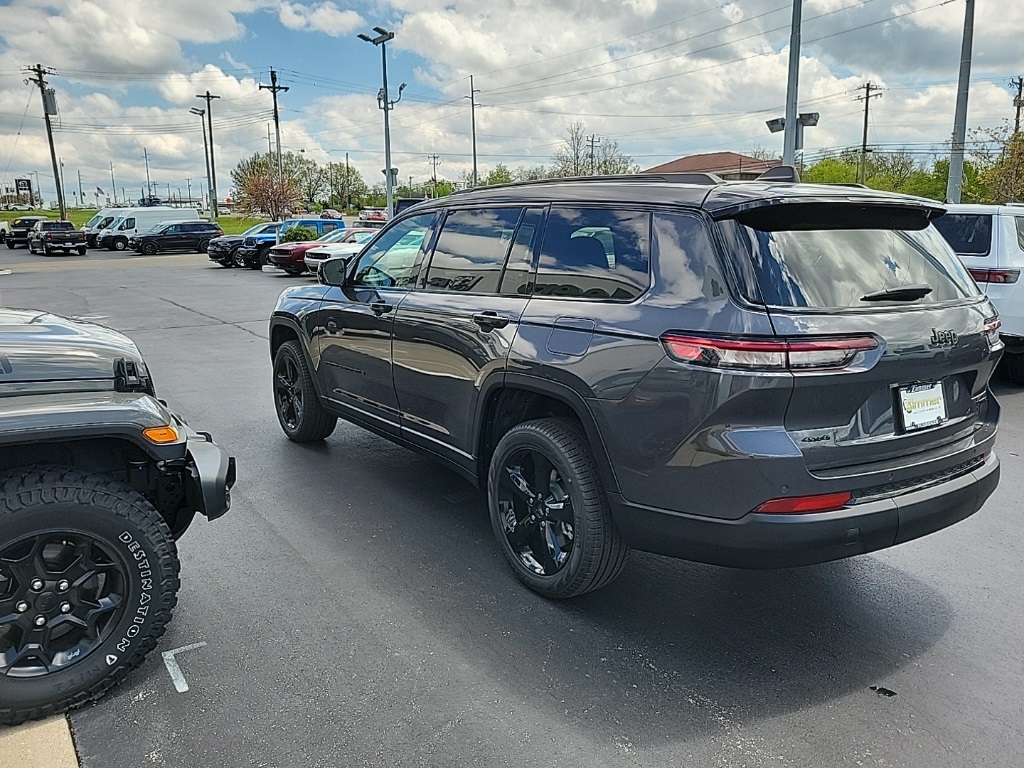 2024 Jeep Grand Cherokee L Limited 11