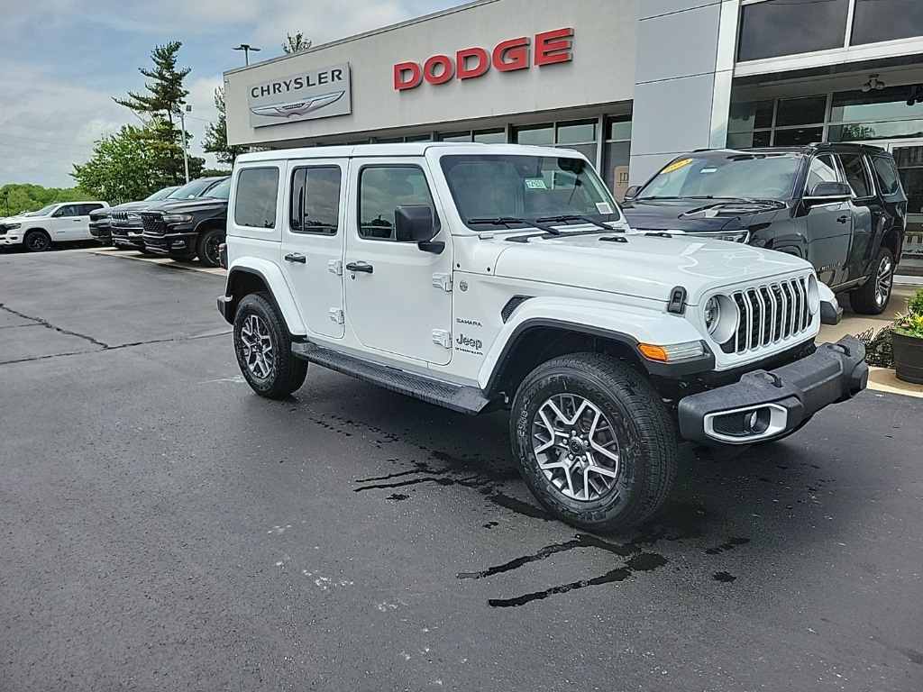 2024 Jeep Wrangler Sahara 9