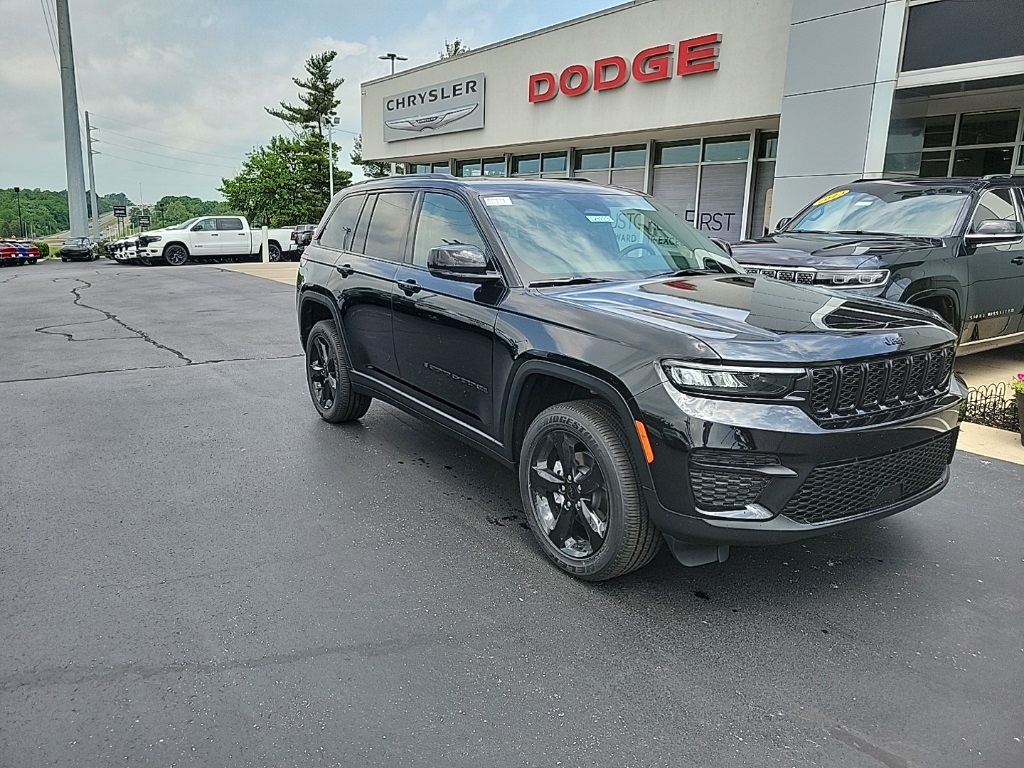 2024 Jeep Grand Cherokee Altitude X 9