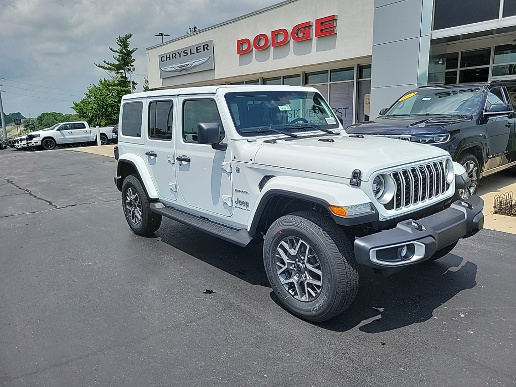 2024 Jeep Wrangler Sahara 8