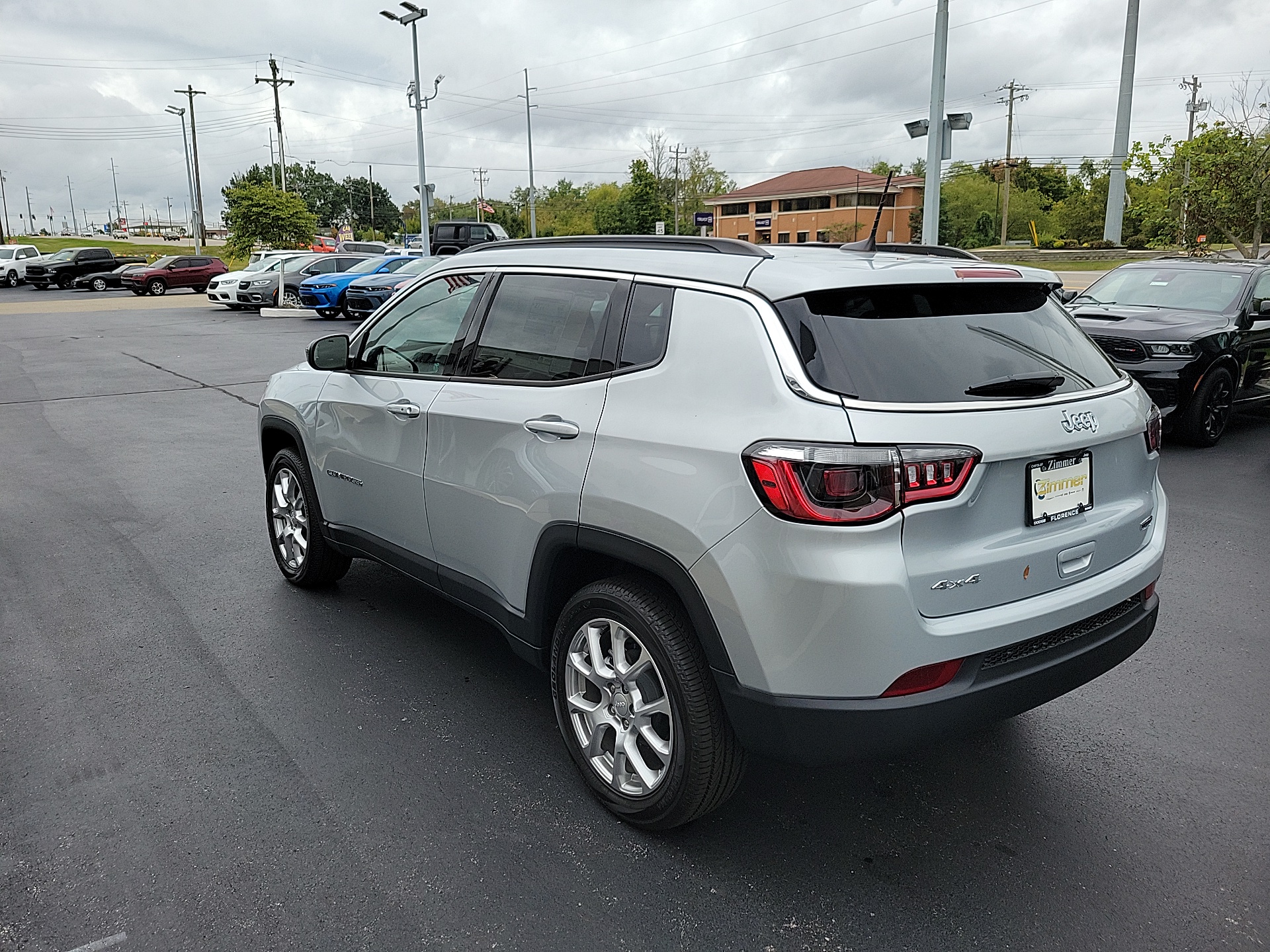 2024 Jeep Compass Latitude Lux 6