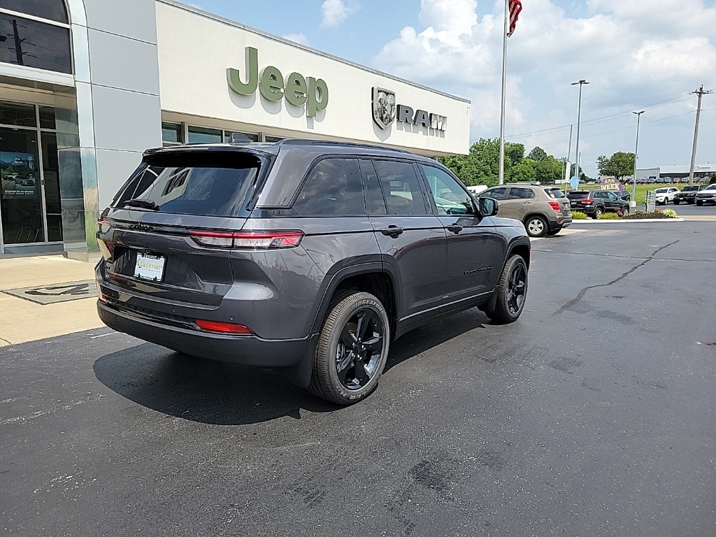 2024 Jeep Grand Cherokee Altitude X 12