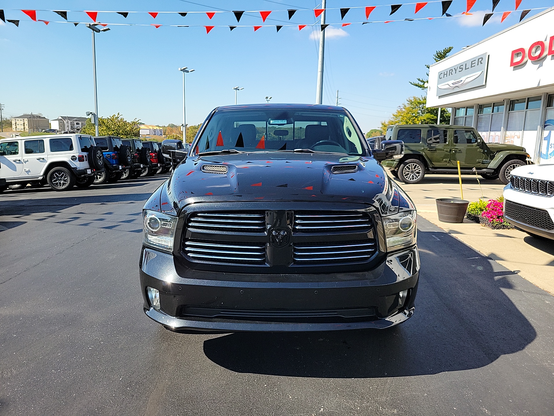 2016 Ram 1500 Sport 2