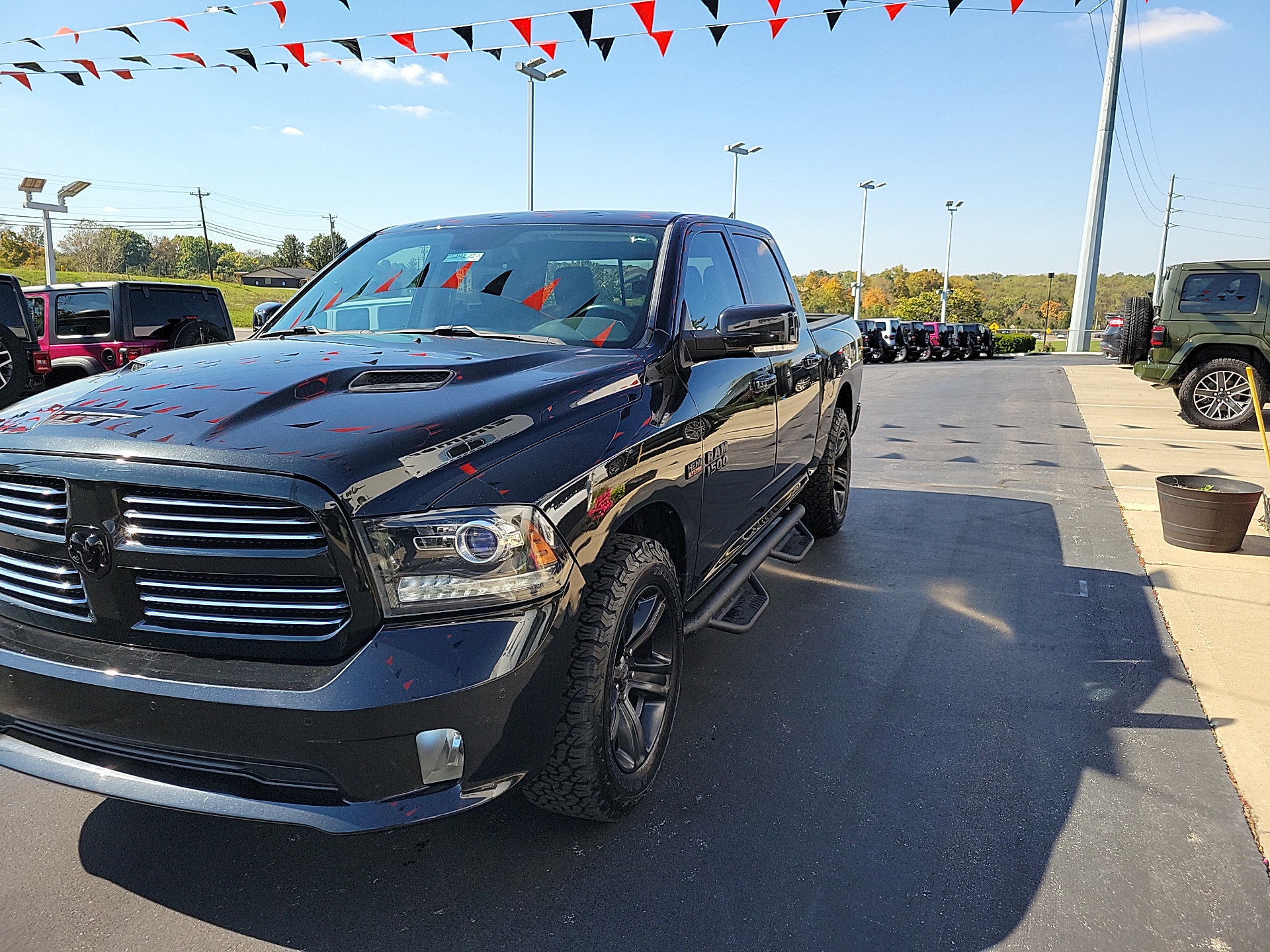 2016 Ram 1500 Sport 3