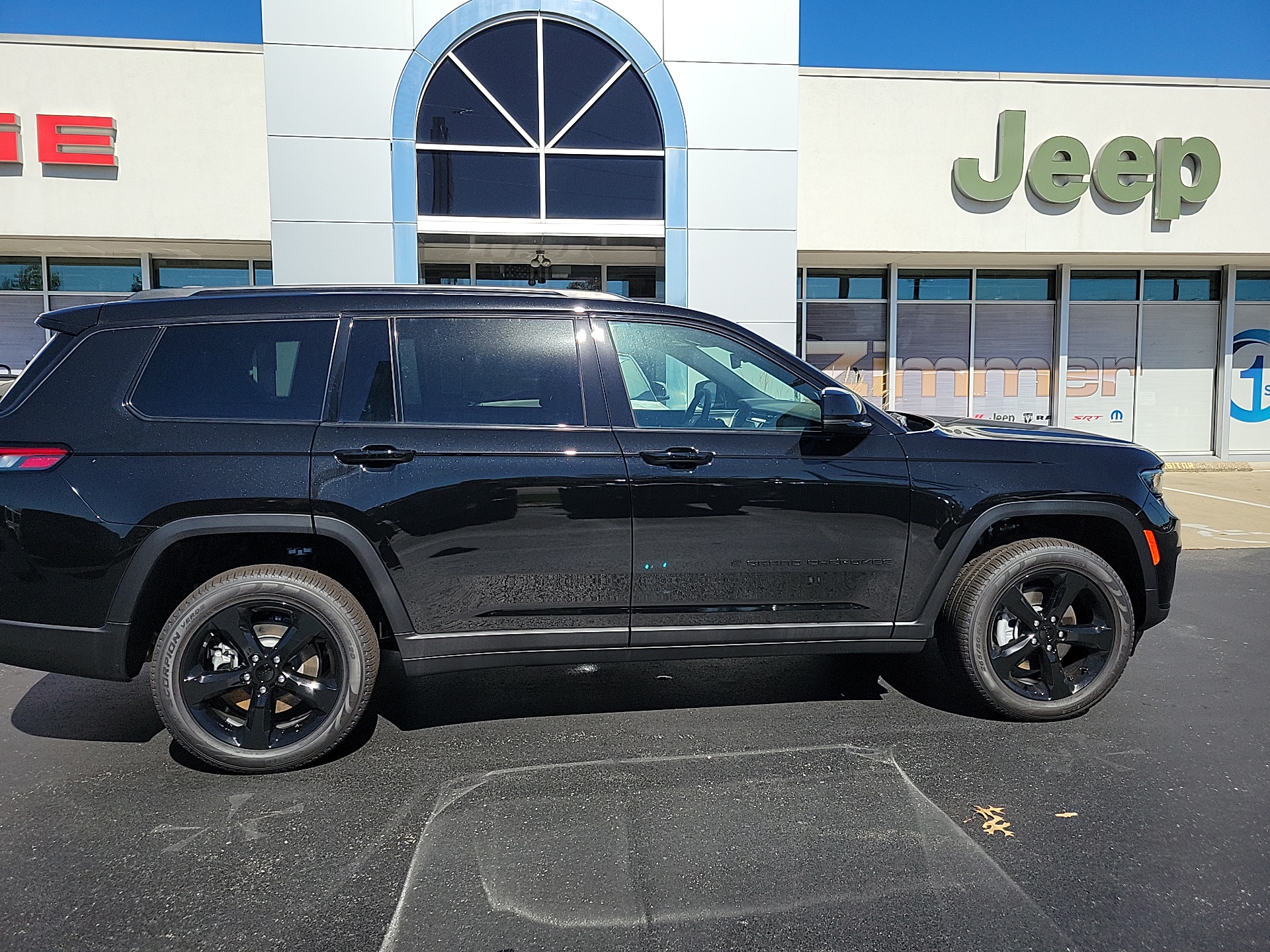 2024 Jeep Grand Cherokee L Limited 8