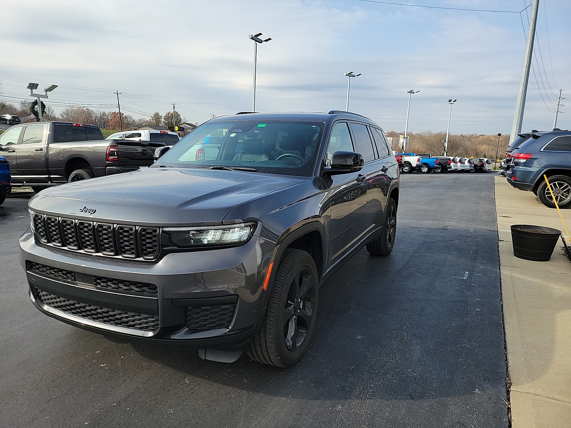 2021 Jeep Grand Cherokee L Altitude 3