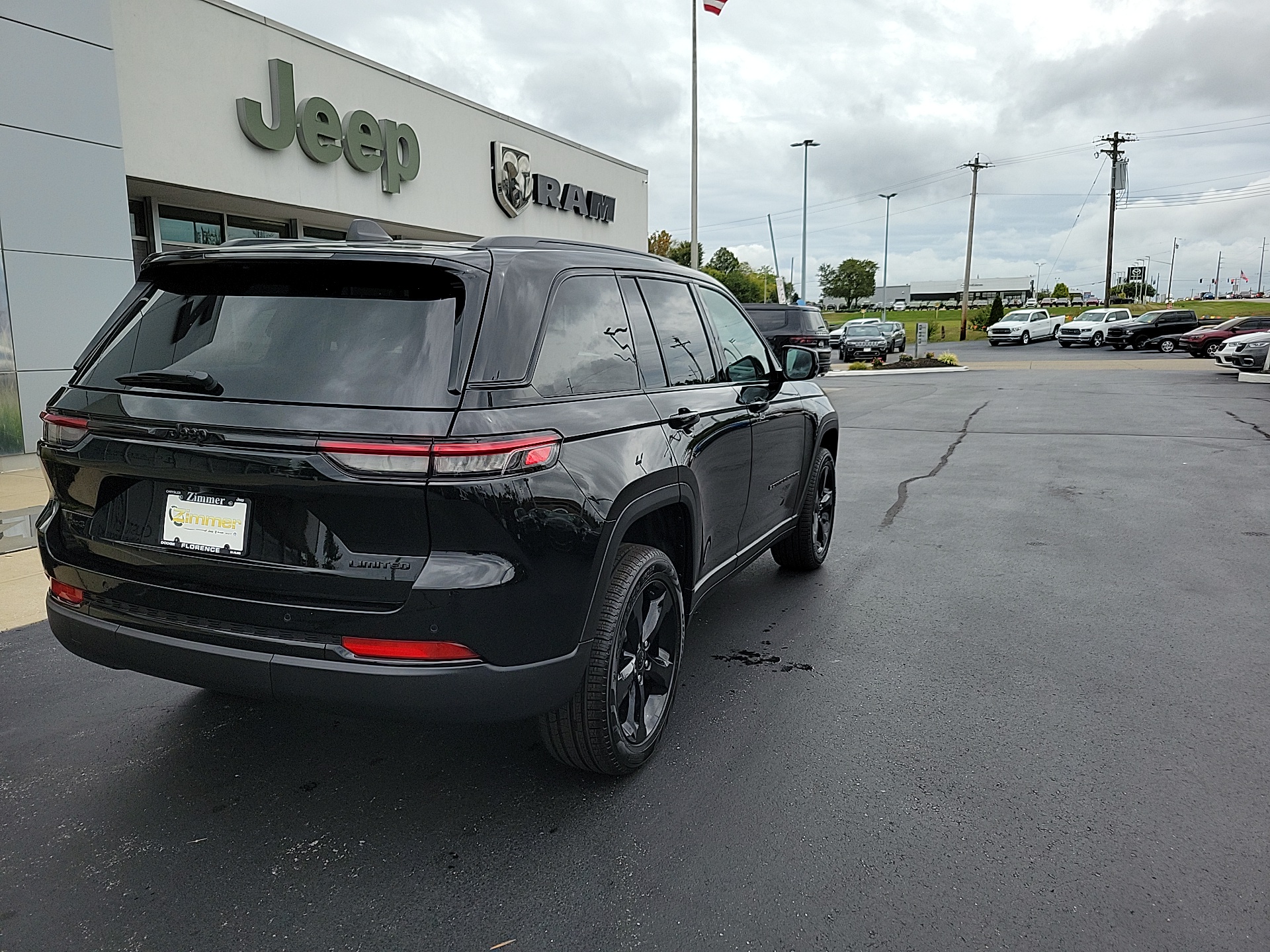 2025 Jeep Grand Cherokee Limited 8