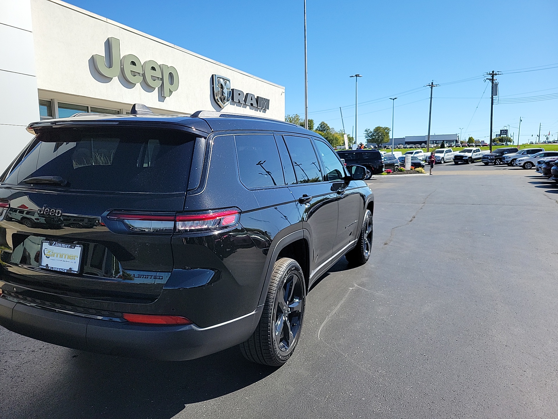 2025 Jeep Grand Cherokee L Limited 8