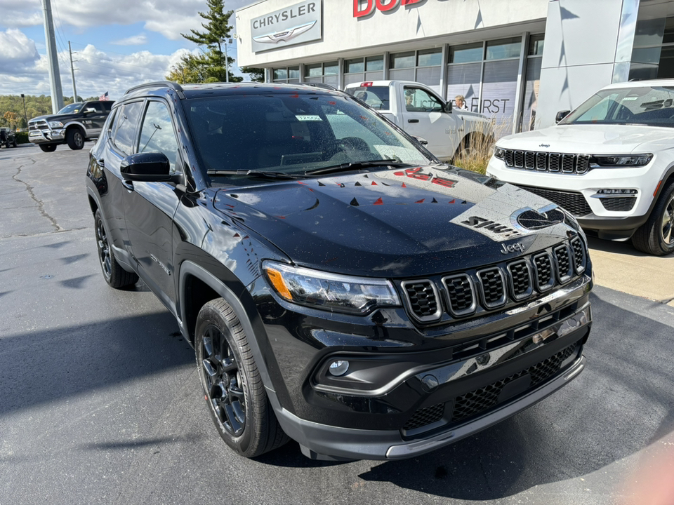 2025 Jeep Compass Latitude 1