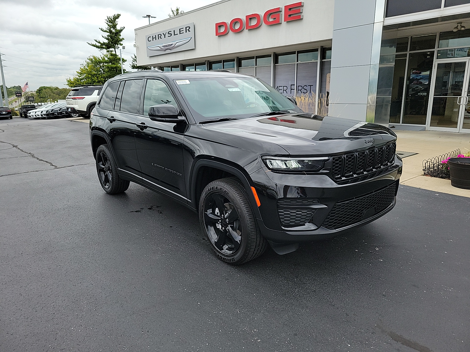 2025 Jeep Grand Cherokee Altitude X 1