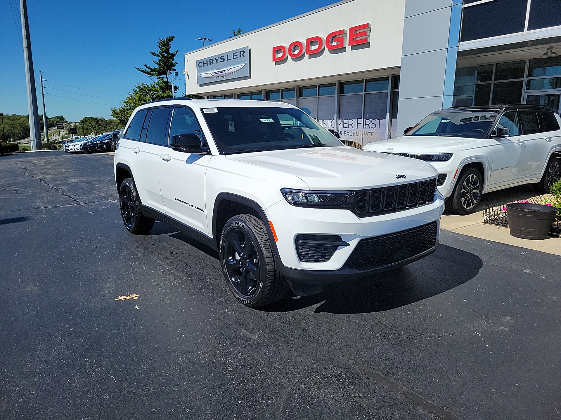 2025 Jeep Grand Cherokee Altitude X 1