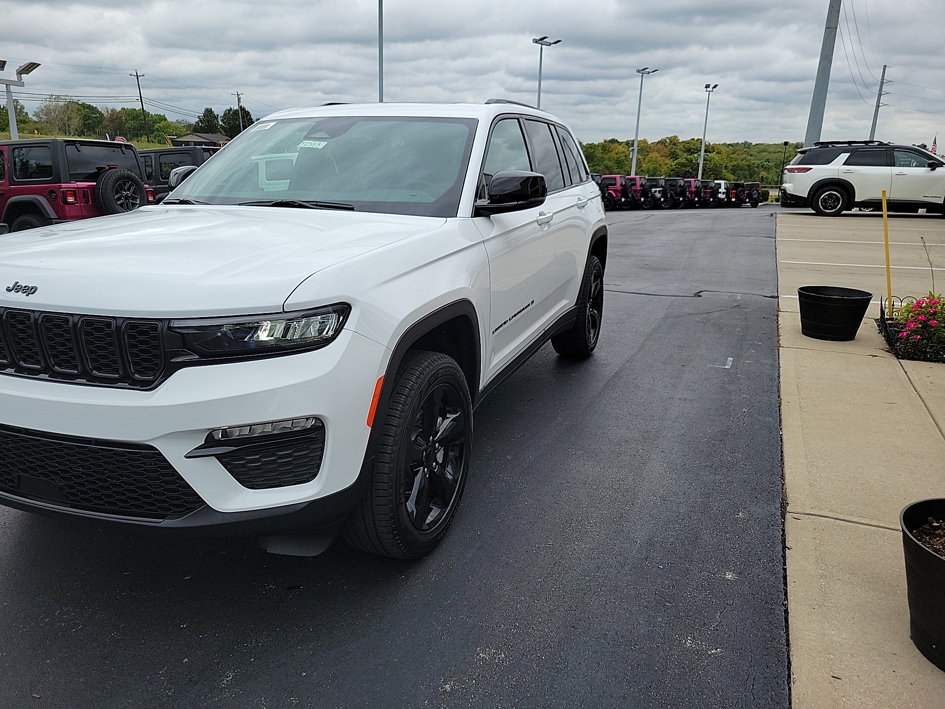 2025 Jeep Grand Cherokee Limited 3