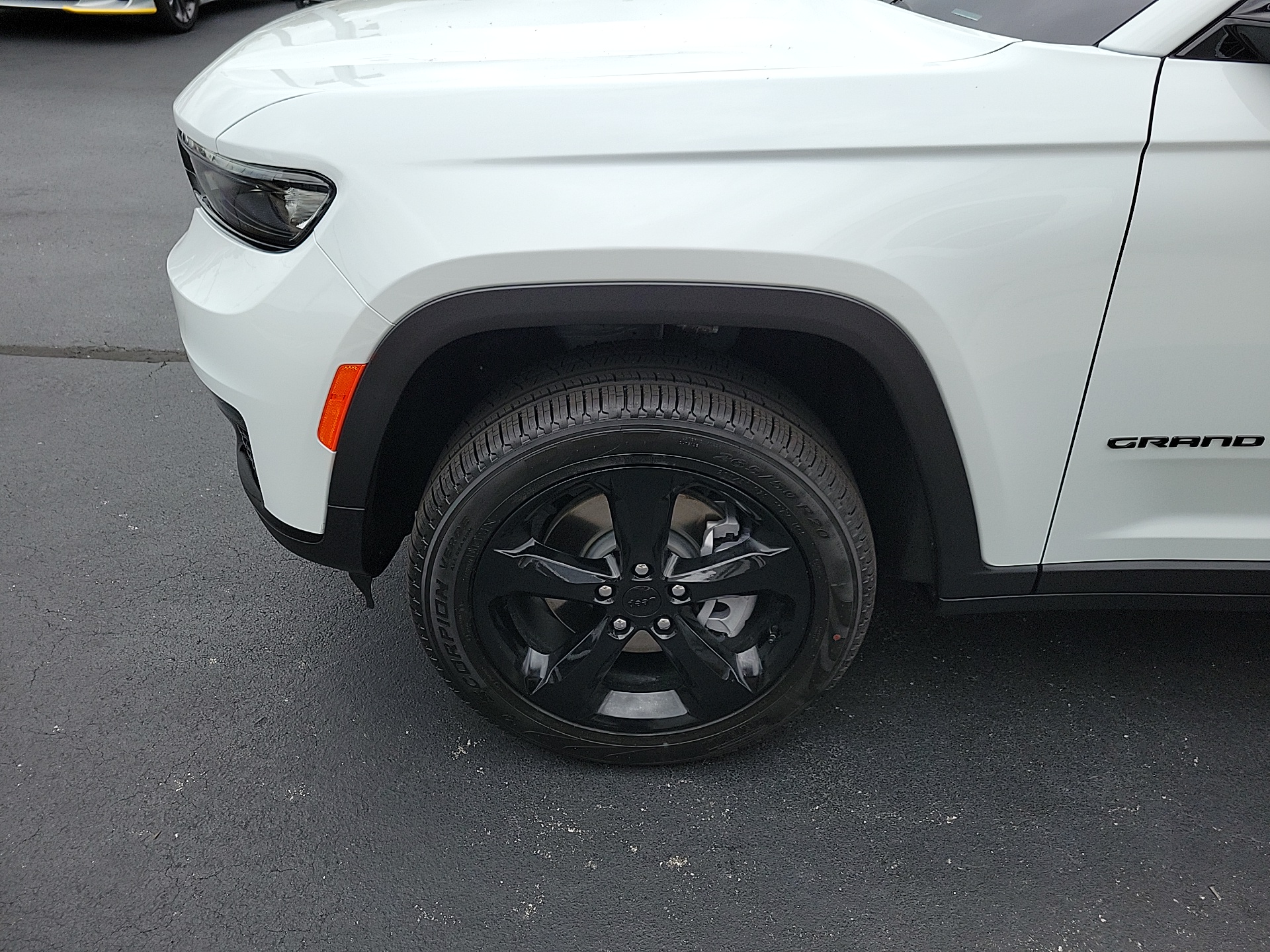 2025 Jeep Grand Cherokee L Limited 13