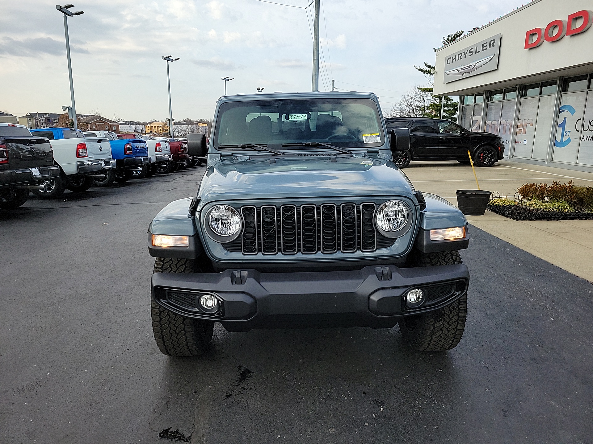 2025 Jeep Gladiator Nighthawk 2