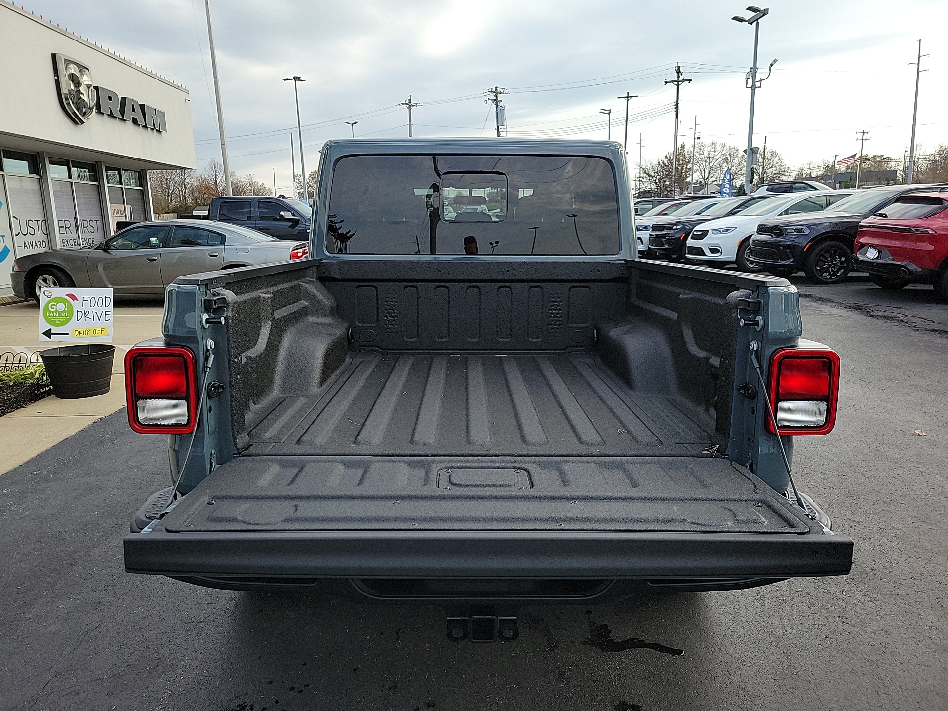 2025 Jeep Gladiator Nighthawk 16