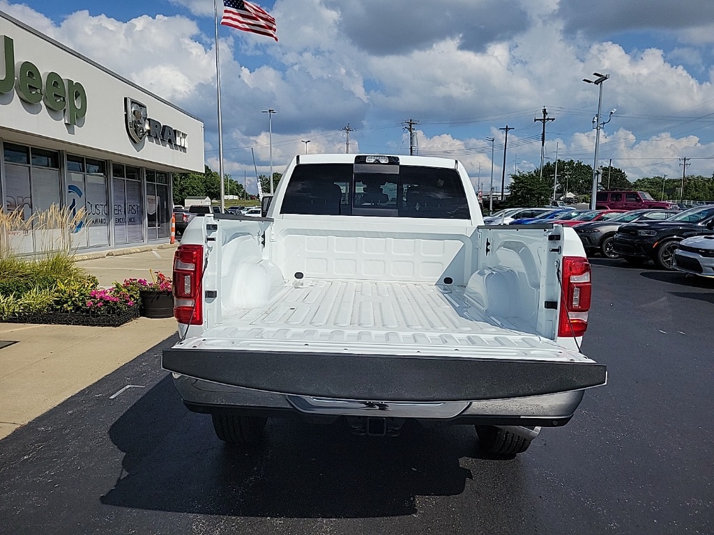 2024 Ram 3500 Tradesman 7