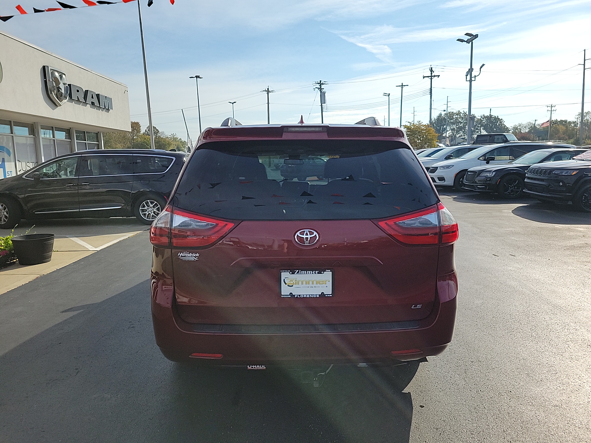 2020 Toyota Sienna LE 7