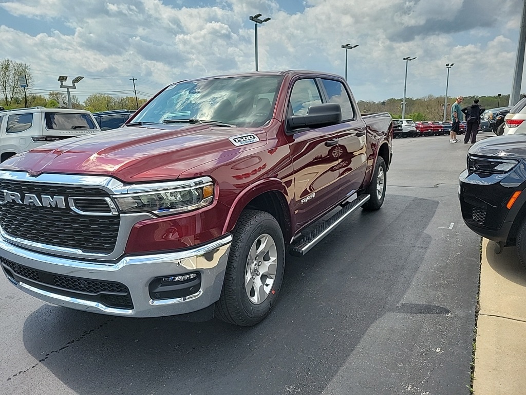 2025 Ram 1500 Big Horn/Lone Star 8