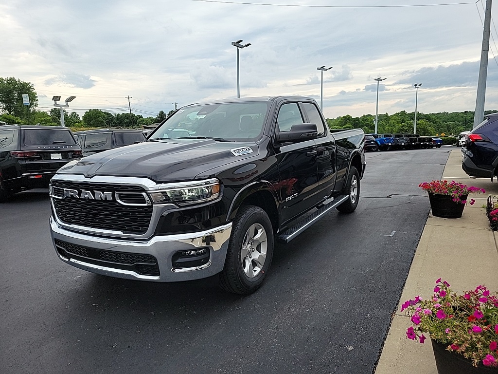 2025 Ram 1500 Big Horn/Lone Star 8