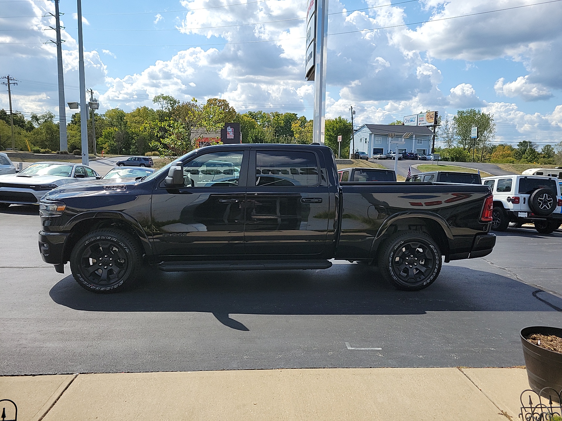 2025 Ram 1500 Big Horn/Lone Star 5