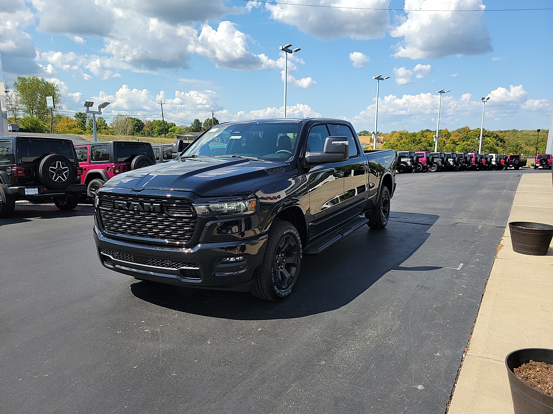 2025 Ram 1500 Big Horn/Lone Star 3