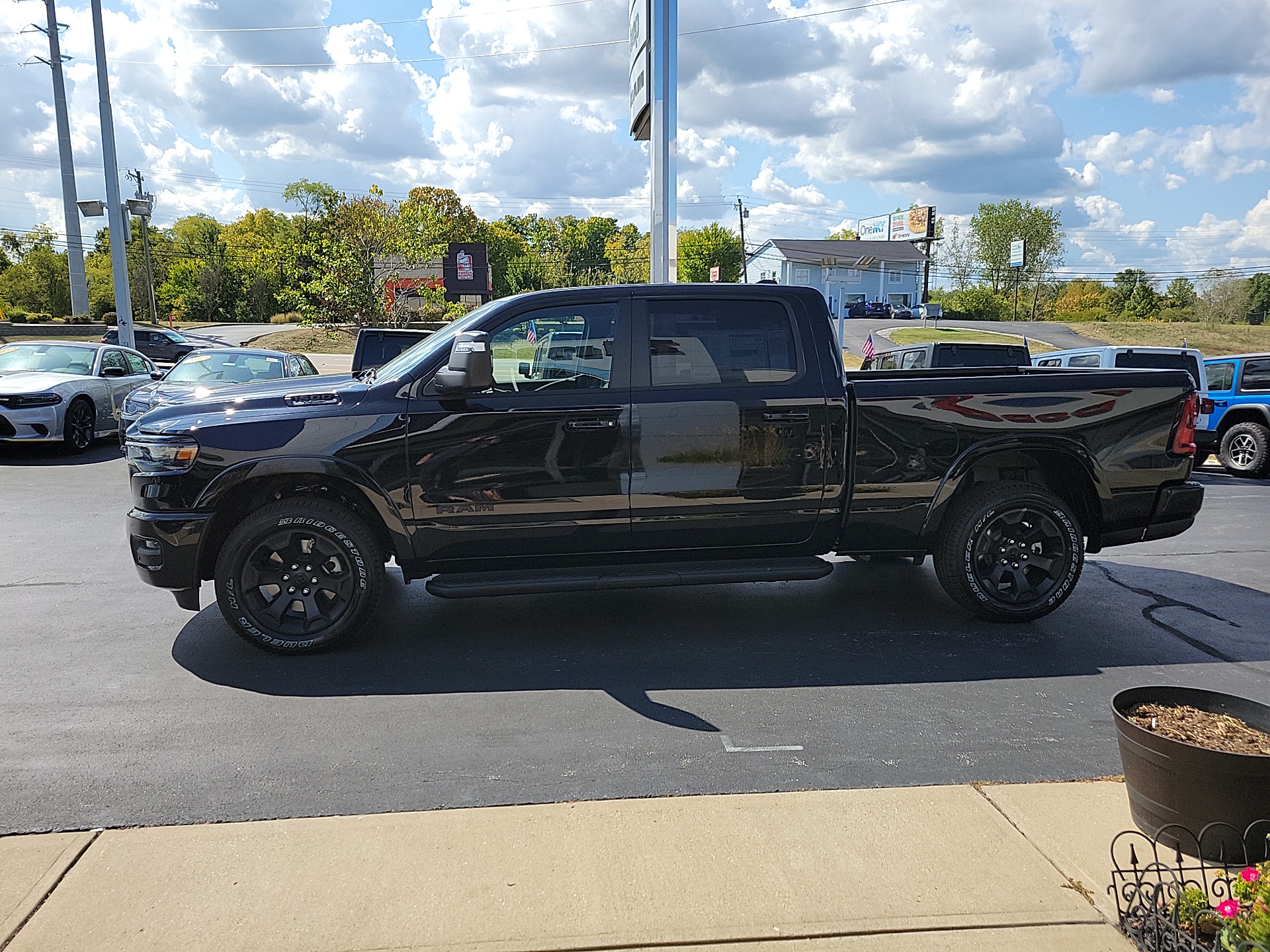 2025 Ram 1500 Big Horn/Lone Star 5