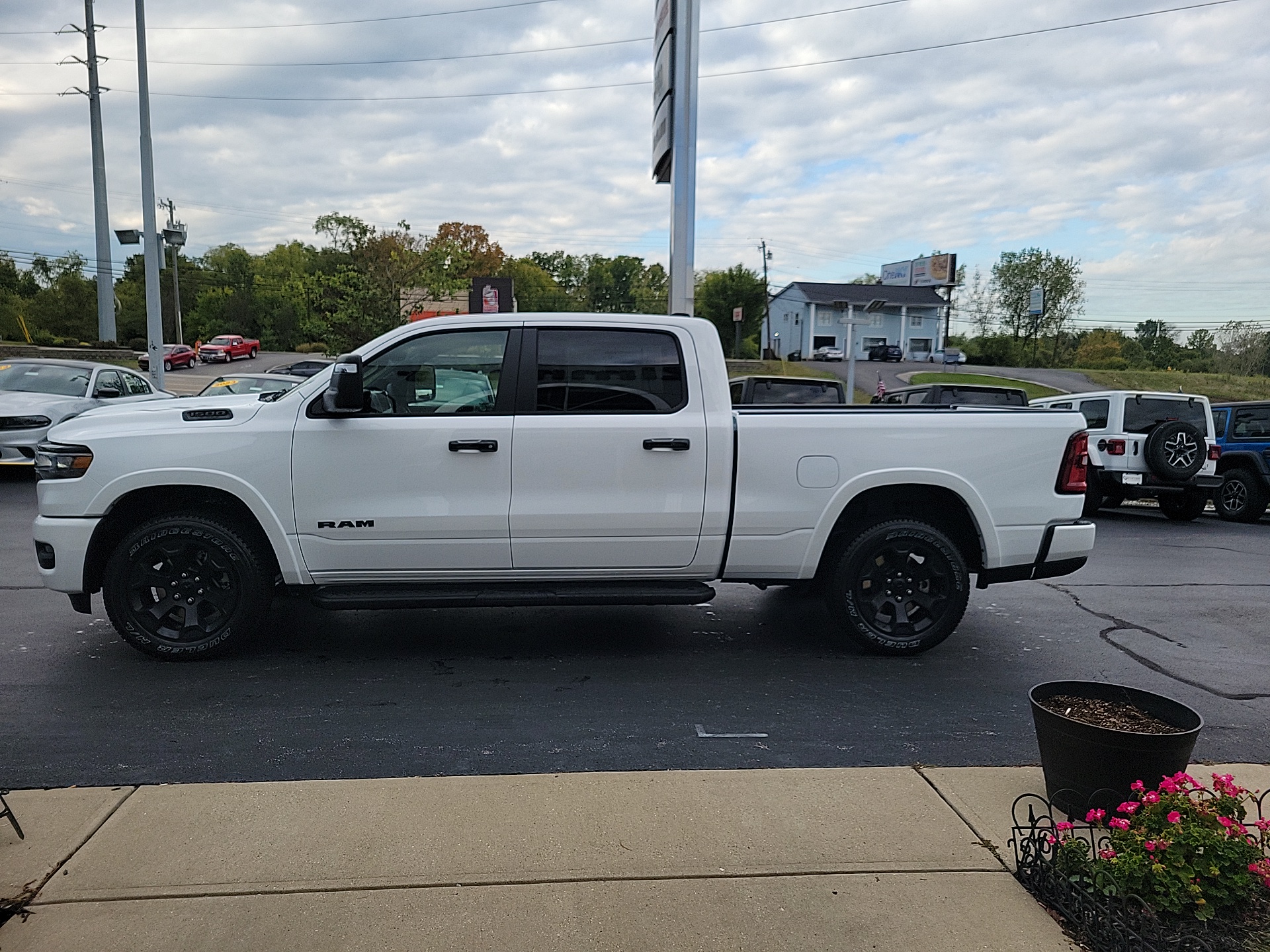 2025 Ram 1500 Big Horn/Lone Star 5