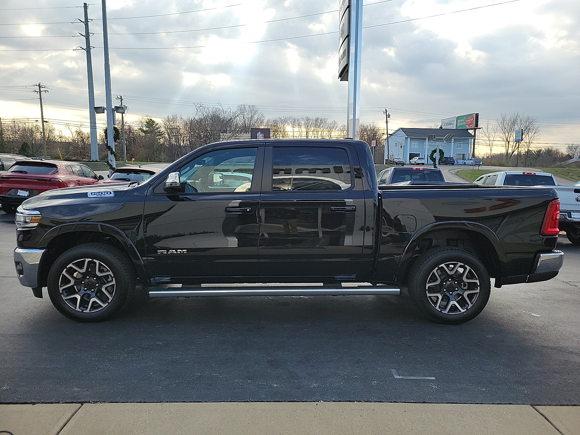 2025 Ram 1500 Laramie 5