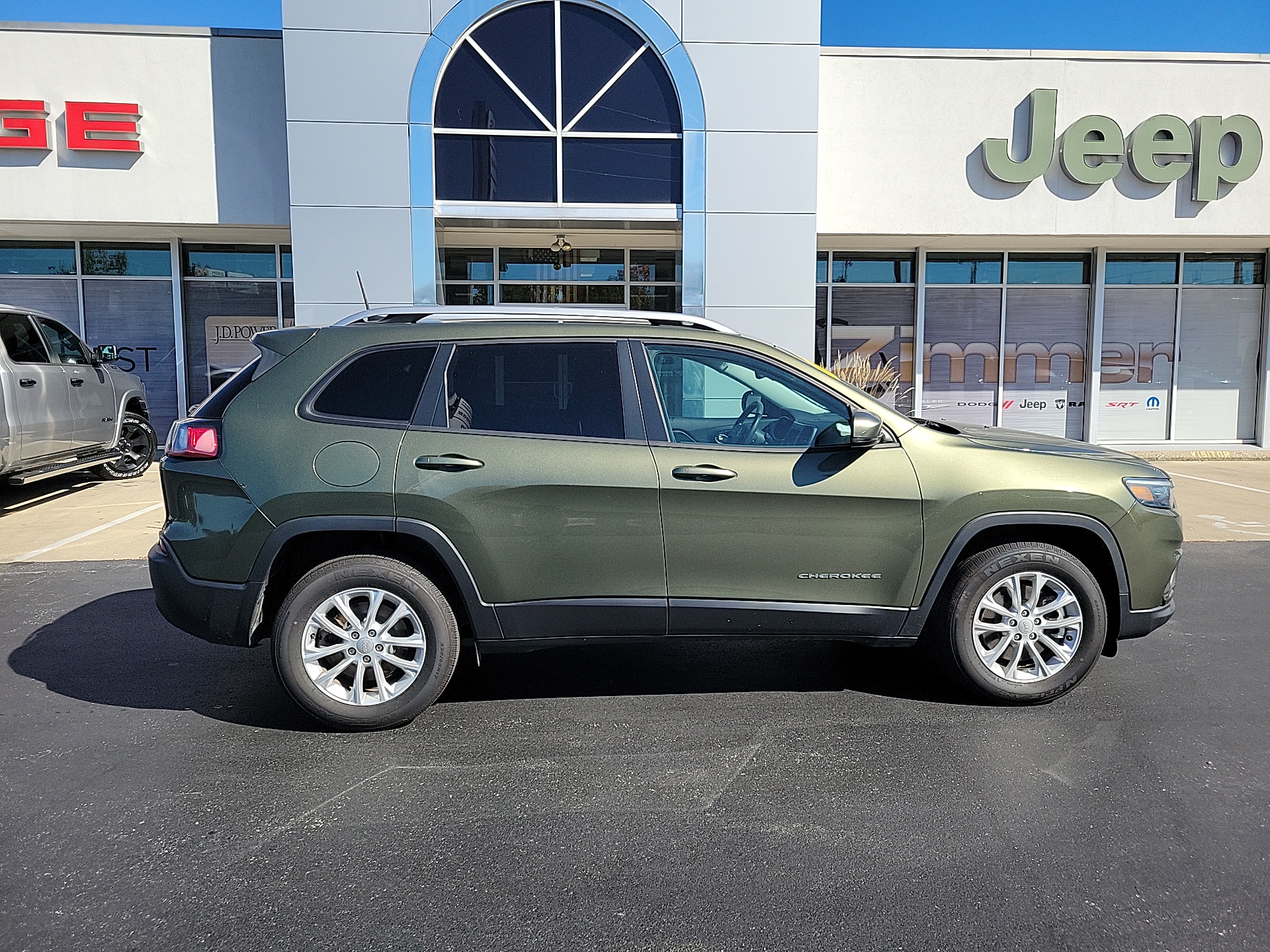 2021 Jeep Cherokee Latitude 9