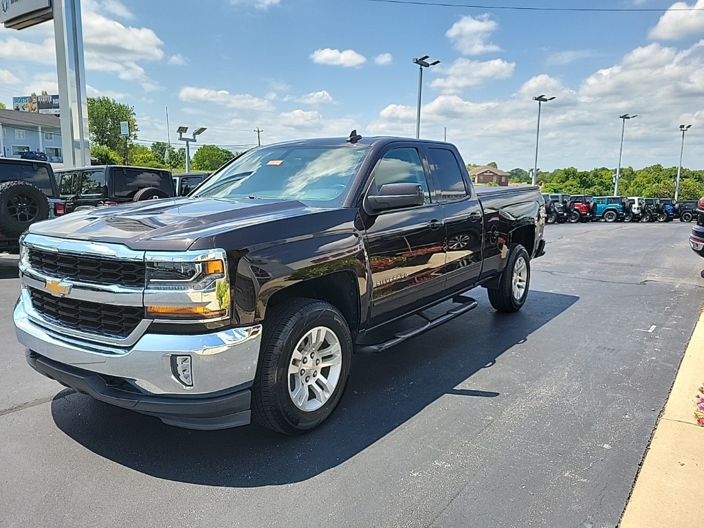 2018 Chevrolet Silverado 1500 LT 8