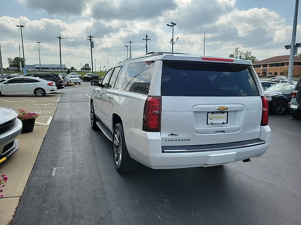 2016 Chevrolet Suburban LTZ 12