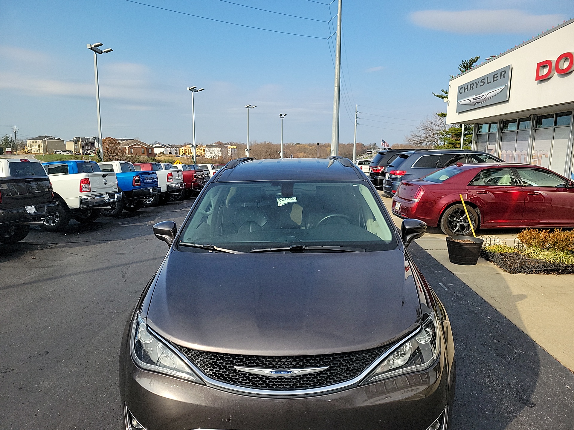 2017 Chrysler Pacifica Touring L 4