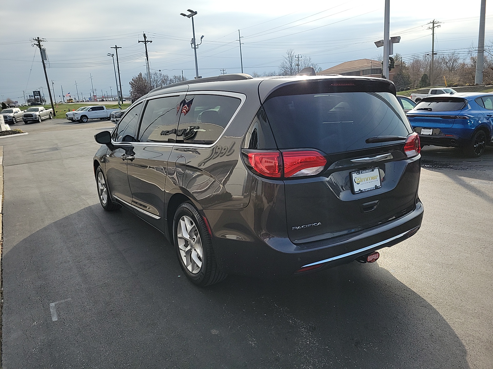 2017 Chrysler Pacifica Touring L 6