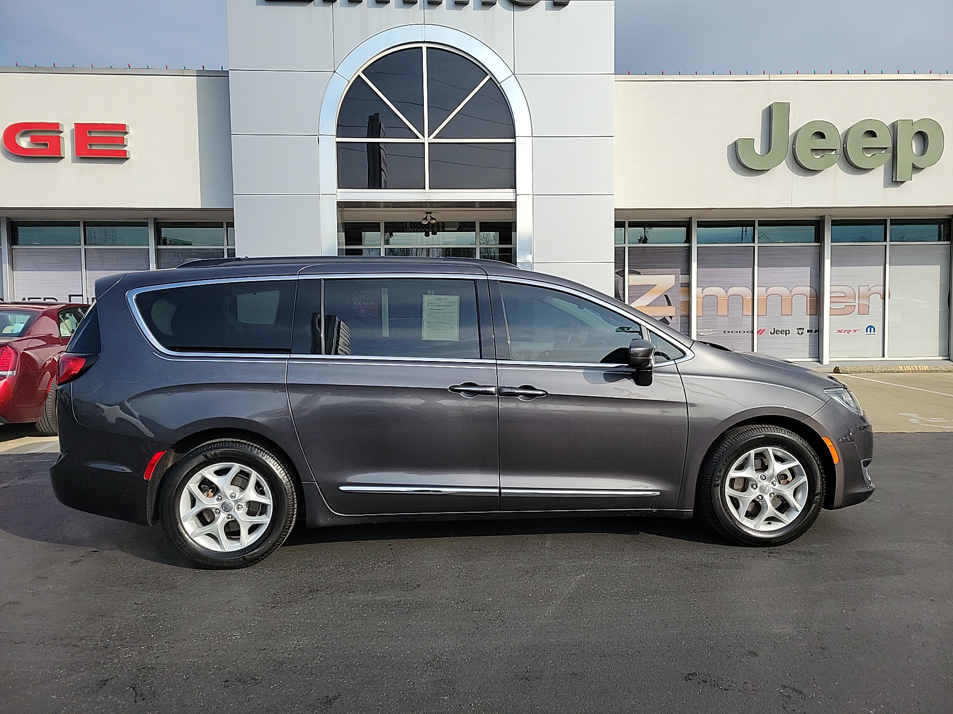 2017 Chrysler Pacifica Touring L 9