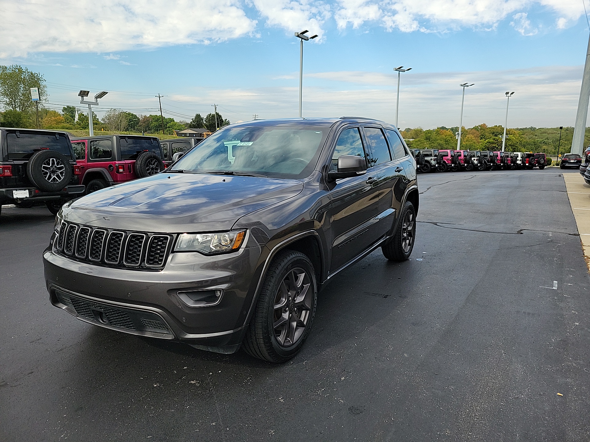 2021 Jeep Grand Cherokee 80th Anniversary Edition 3