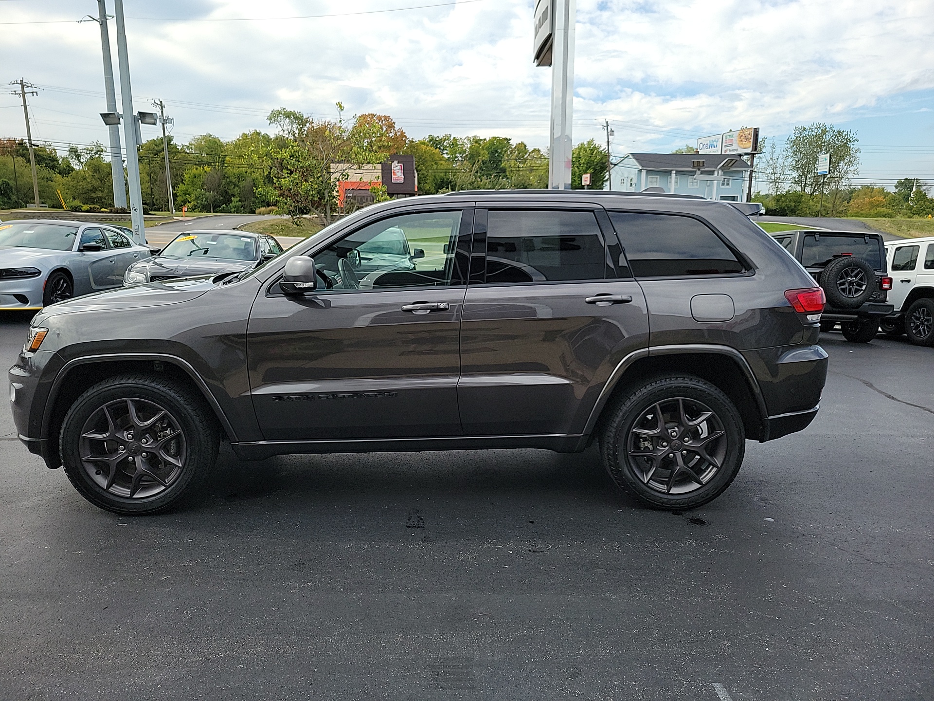 2021 Jeep Grand Cherokee 80th Anniversary Edition 5