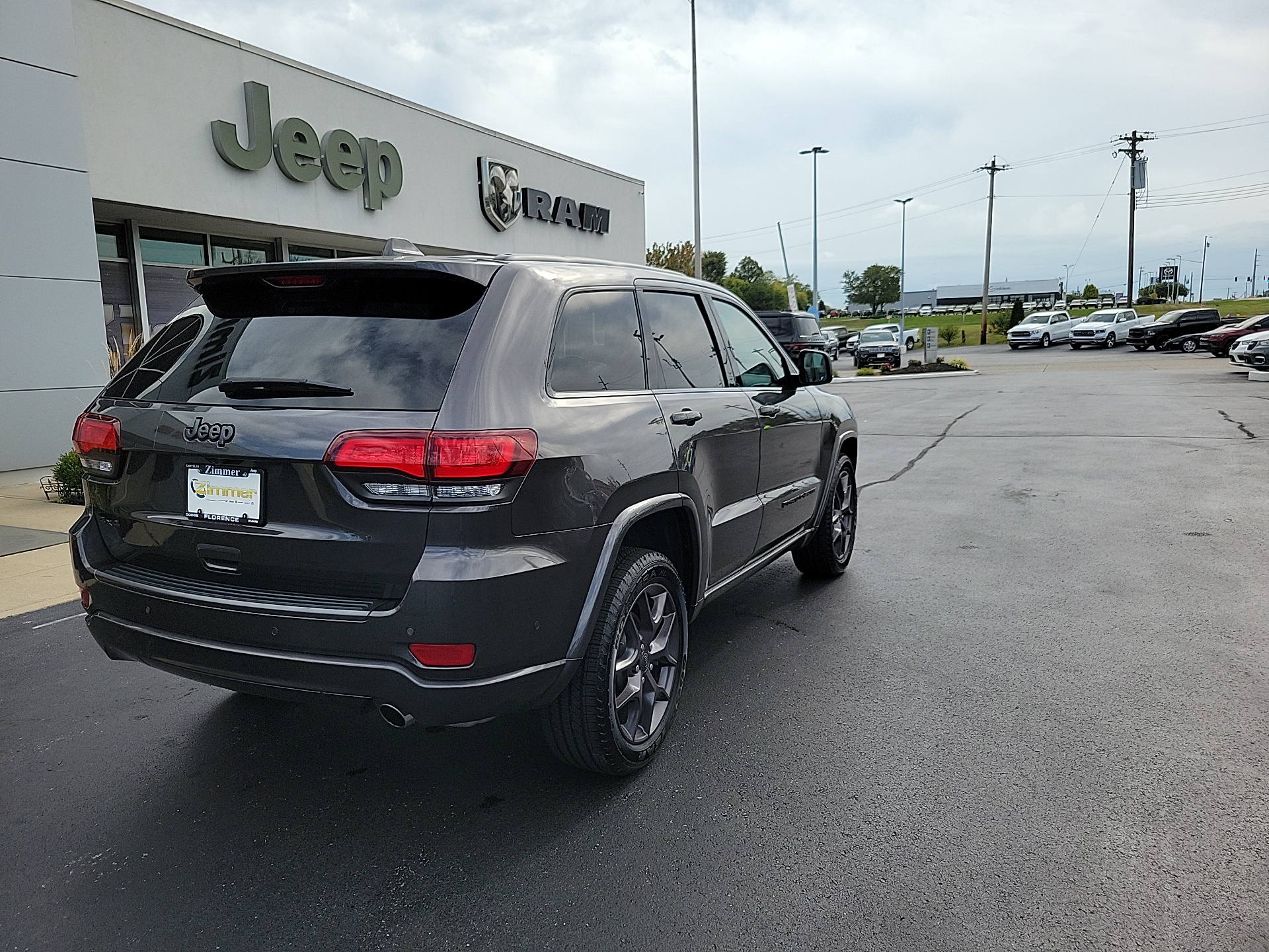 2021 Jeep Grand Cherokee 80th Anniversary Edition 8