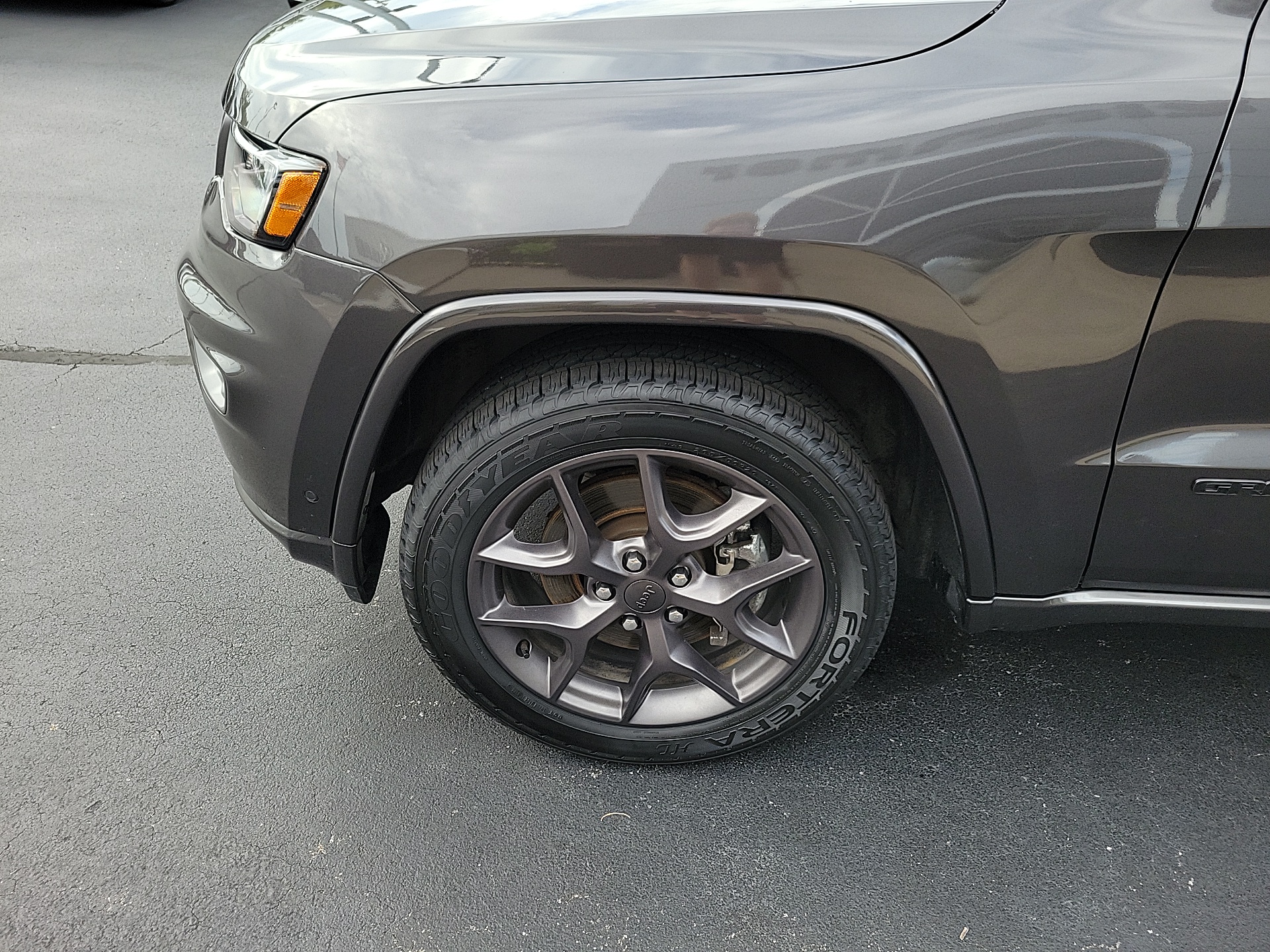 2021 Jeep Grand Cherokee 80th Anniversary Edition 13