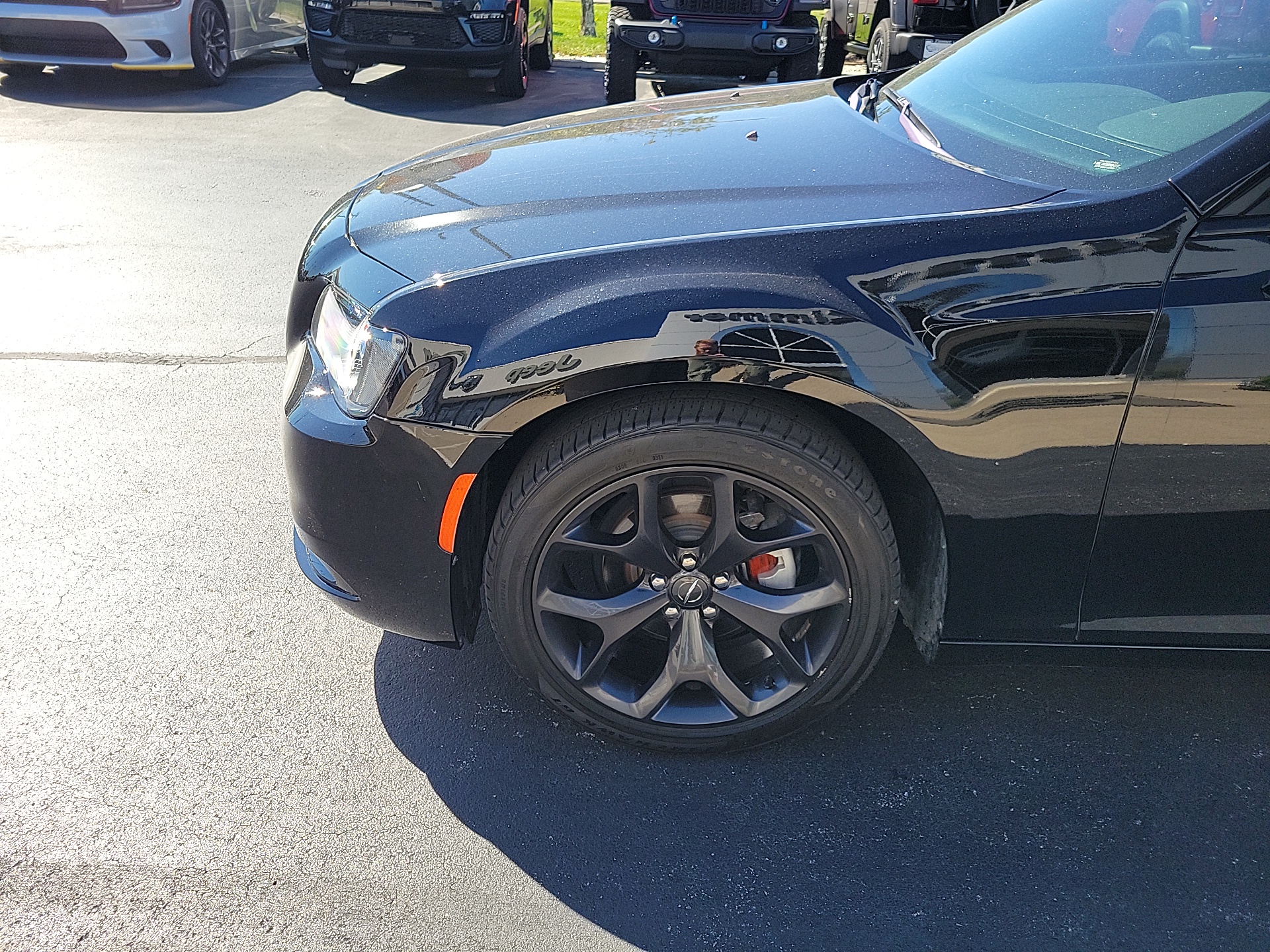 2021 Chrysler 300 Touring 13